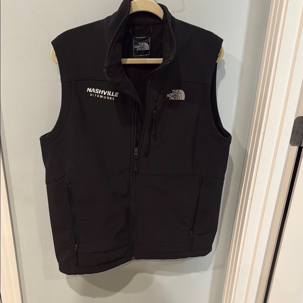 The North Face Men's Black Vest